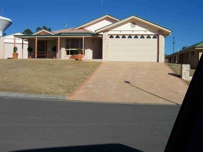 EXECUTIVE HOME +++ Picture EXECUTIVE HOME +++ Picture