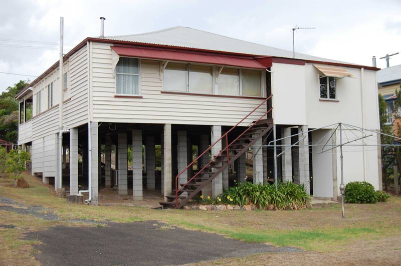 PRIME LOCATION Picture 2