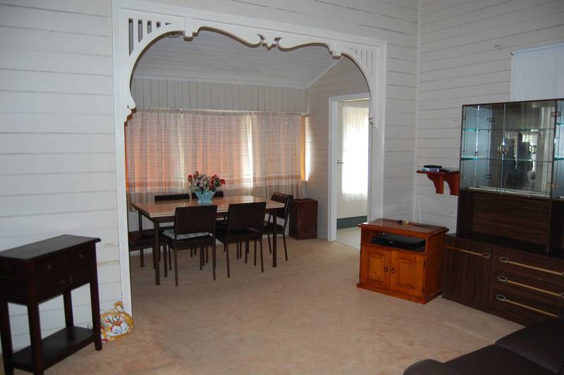 PRIME LOCATION Picture 3