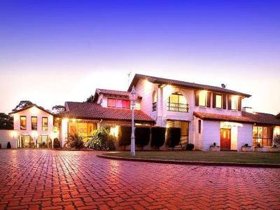 PRESTIGIOUS COUNTRY MANSION WITH DELIGHTFUL VIEWS, OVERLOOKING 26.5 ACRES Picture PRESTIGIOUS COUNTRY MANSION WITH DELIGHTFUL VIEWS, OVERLOOKING 26.5 ACRES Picture