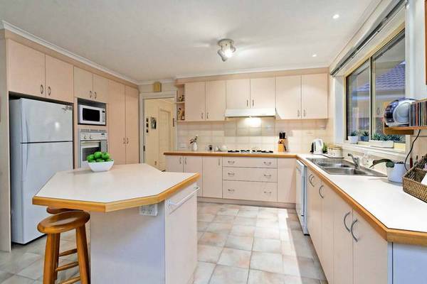 Beauty And Warmth Picture 3