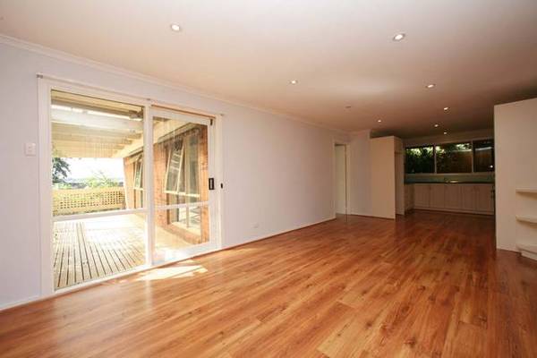 BOND PENDING Picture 3