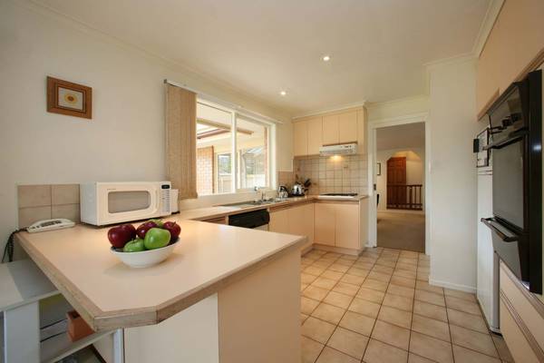 Cosy Court Location Picture 3