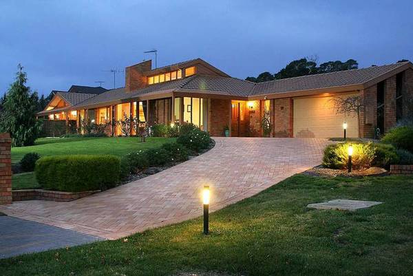 An Absolute Gem on ½ Acre Picture 1