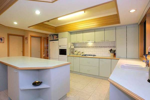 An Absolute Gem on ½ Acre Picture 2