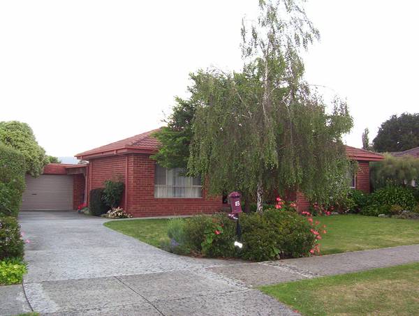 WHAT A LOCATION! GREAT PRESENTATION! Picture 1