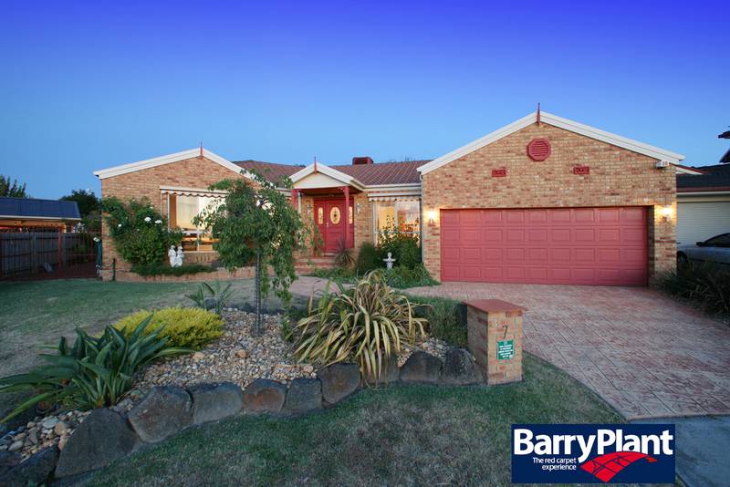 Beautiful Home - Exquisite Views Picture 1