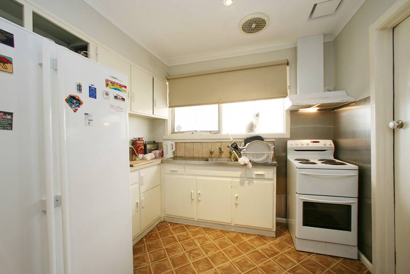 THREE BEDROOM HOME ON LARGE BLOCK Picture