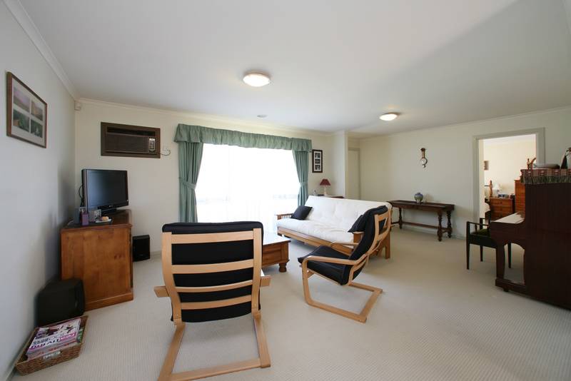 Take a Look at This Picture 3