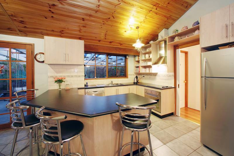 Warm and Inviting Picture 3