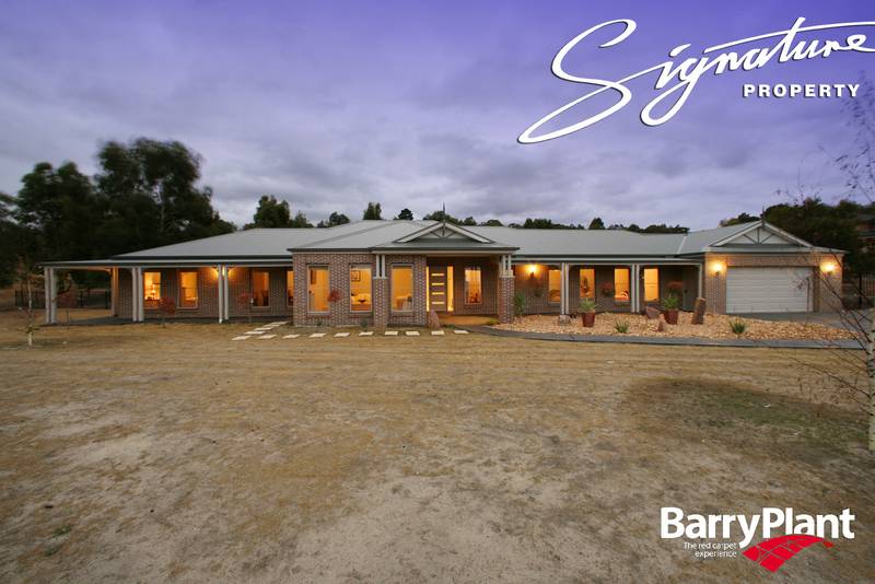 Unbeatable Value on Over One Acre Picture 1