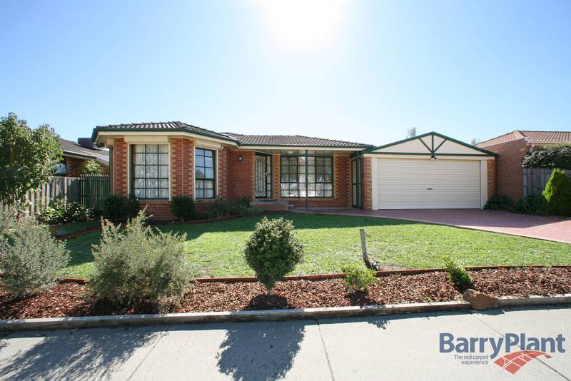 Open Plan Living with Character Picture 1