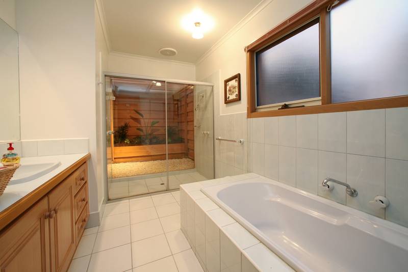 APPLICANT APPROVED - AWAITING SIGN UP. Picture 3