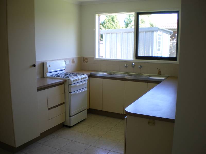 REFURBISHED HOME IN COURT LOCATION! Picture