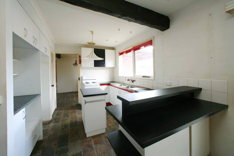 Set In Time - Set For A Future Picture 2