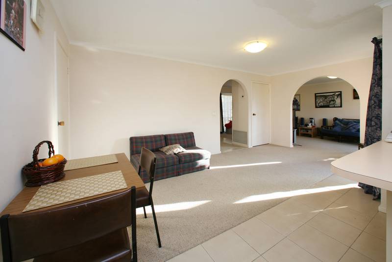 Comfortable Family Living Picture 3