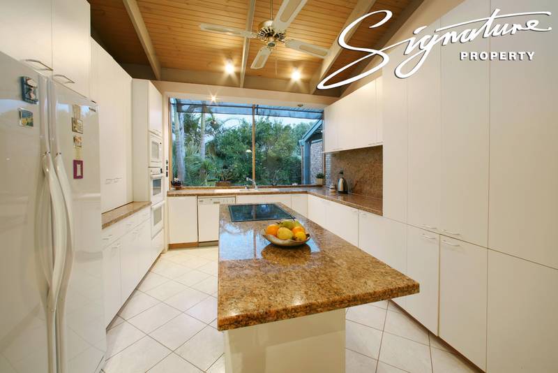 'Shangri-La'on 1/3 Acre Picture 2