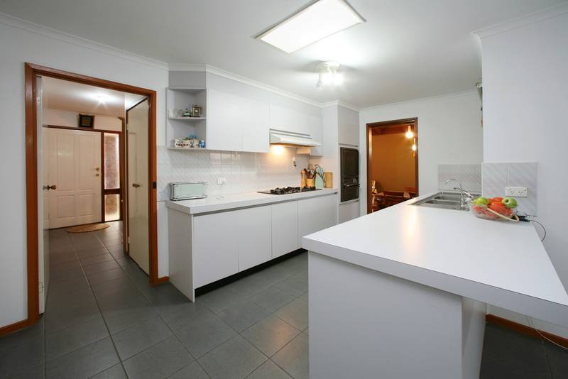 The Size Will Surprise Picture 2