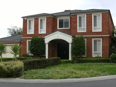 A touch of the Mediterranean, 4 Bedroom + Study. Picture