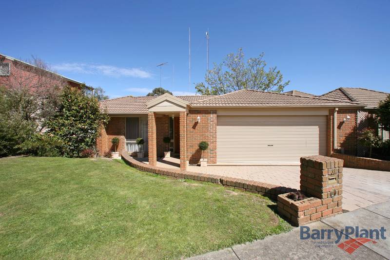 A Real Gem, a Great Location! Picture 1