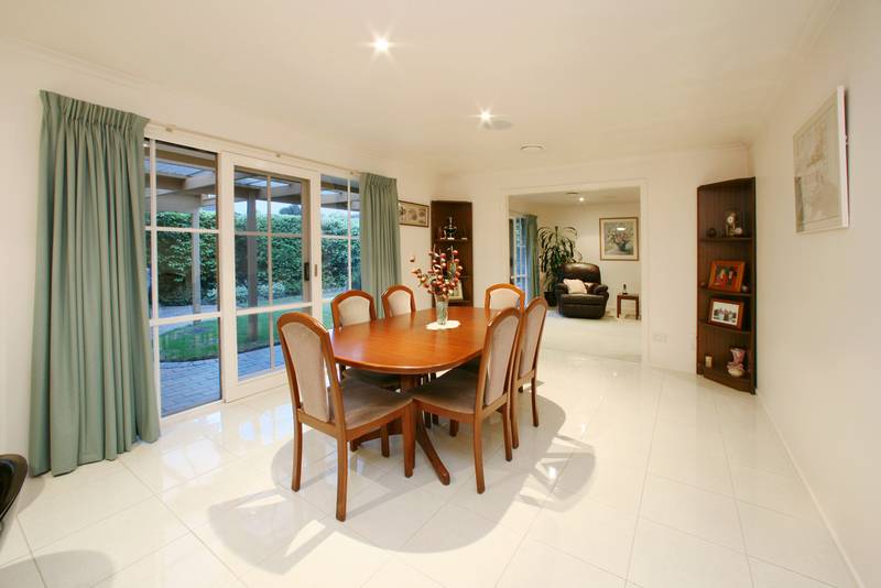 'Delight Your Senses' Picture 3