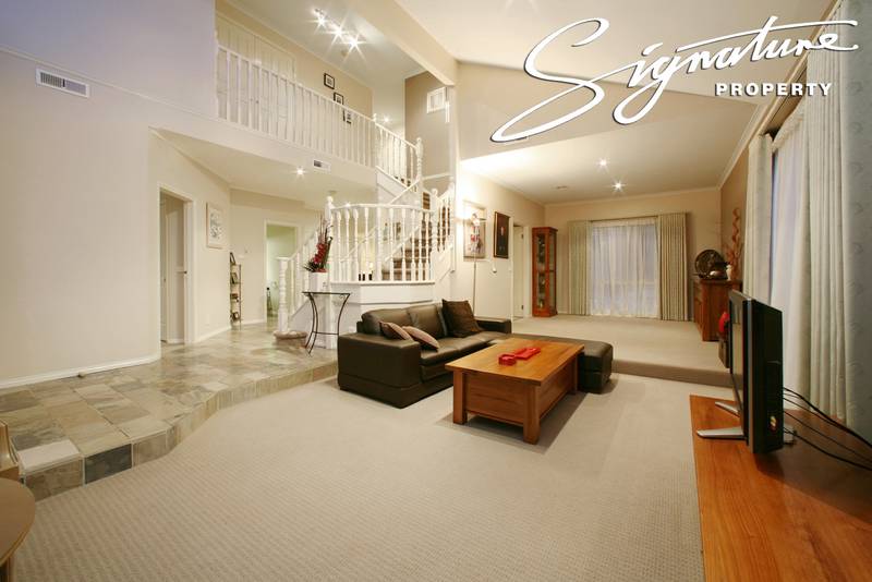 Luxury, Space and a Superior Location Picture 3