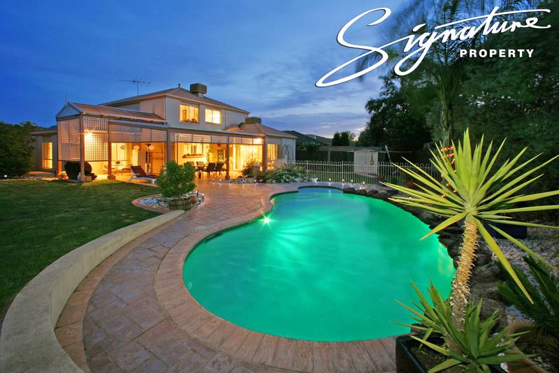 Luxury, Space and a Superior Location Picture 2