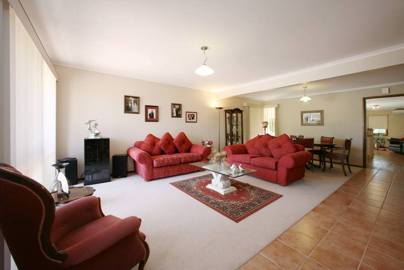 A Quiet Neighbourly Atmosphere Picture 3