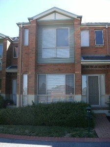 Near new townhouse Picture