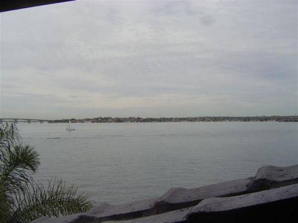 Waterfront Apartment - Shared Accommodation Picture 2