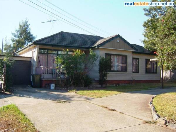 BIG ON SPACE - SMALL ON PRICE Picture 1