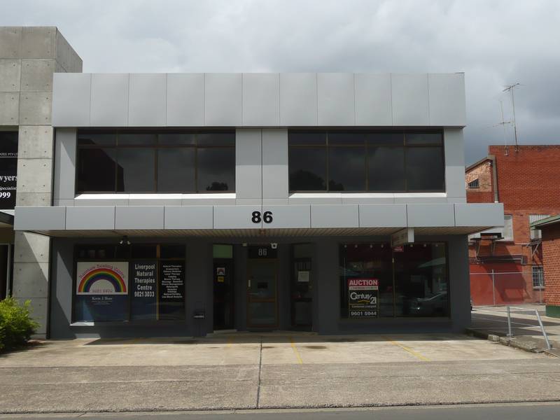 Prime Location - Ground Floor! Picture 1