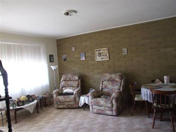 RENOVATED FLAT Picture 3