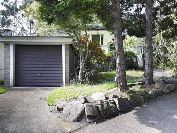 Parkland views - Walk to station Picture Parkland views - Walk to station Picture