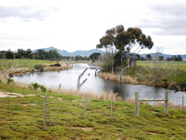 River Frontage, Convenient Location, Peaceful Setting Picture