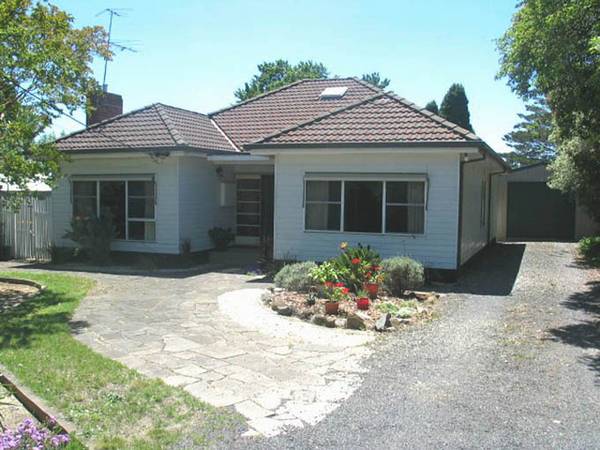 Peace And Tranquillity On A 1/4 Acre Block Picture 1