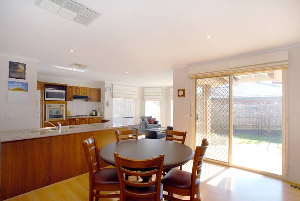 Northern 4 Bedroom Delight Picture 3