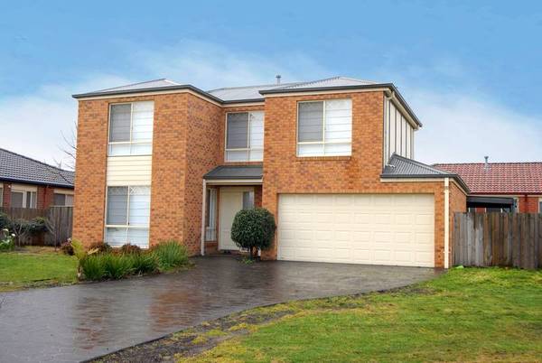 Henty Park Picture 1