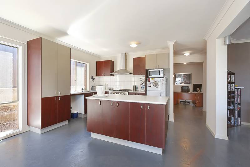 Near New & Northside! Picture 3