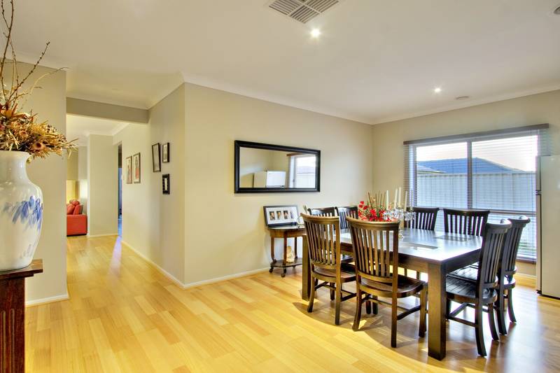 4 Bedroom + Study Near Heritage Picture 3