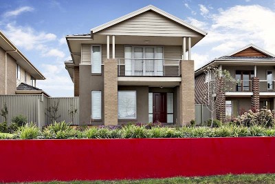 The Lakeside Lifestyle Picture