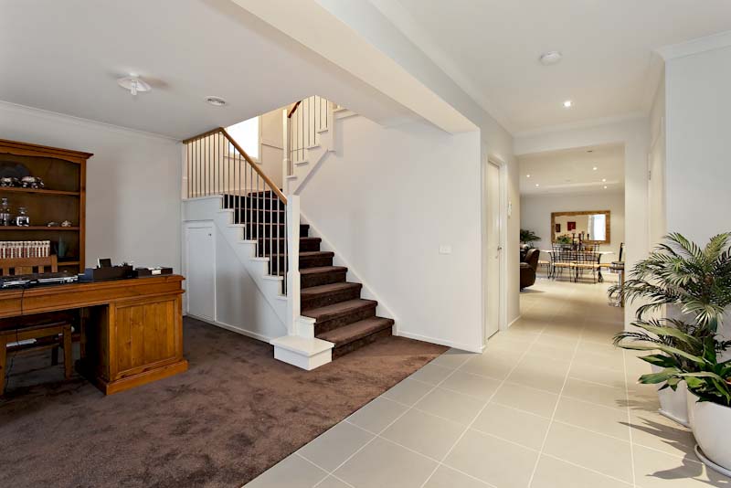 The Lakeside Lifestyle Picture 2