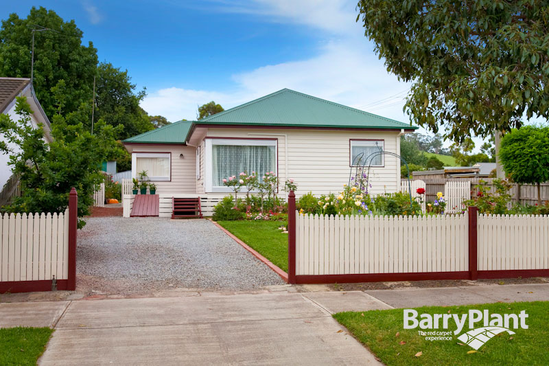 Endless opportunities in Tynong Picture 1