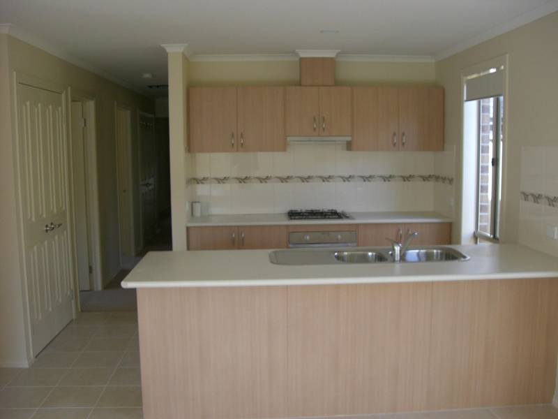 PERFECT FAMILY HOME Picture 2