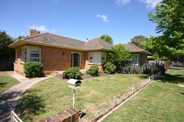 Rare Opportunity to Purchase in Newington Picture 2