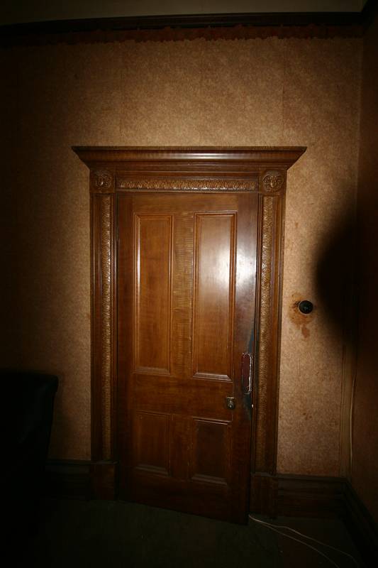 Glorious Victorian Period Home Picture 3