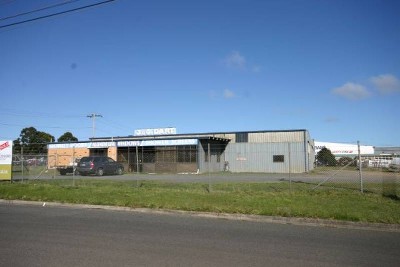 Highly Visible Commecial Property Picture