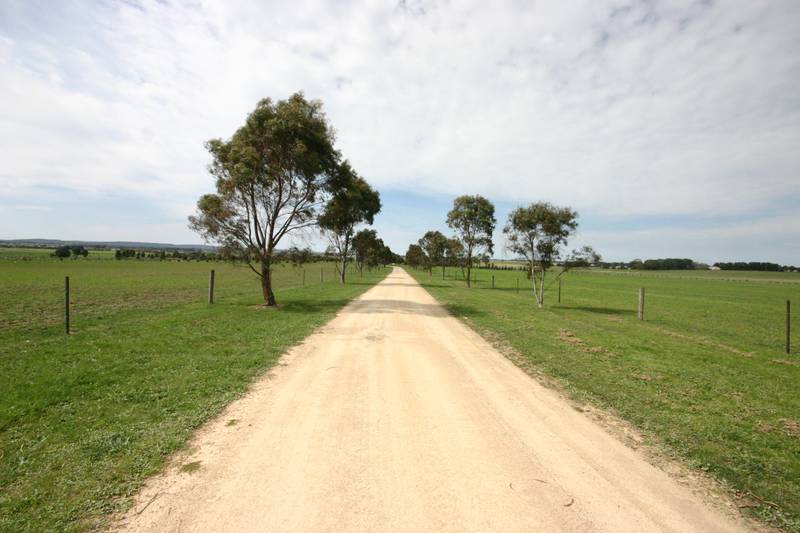 Self contained Farm stay wonderland Picture 1