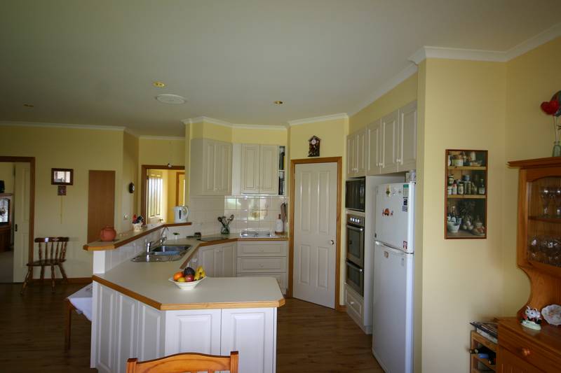 Self contained Farm stay wonderland Picture 3