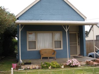 3 Bedroom home in great Location Picture 3 Bedroom home in great Location Picture